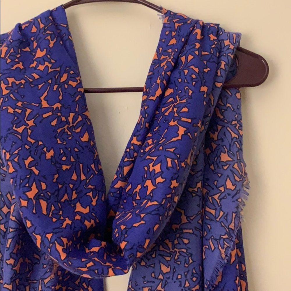 Old Navy scarf